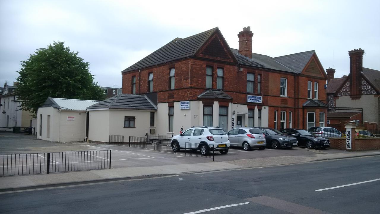 Raynscourt Lodge Great Yarmouth Exterior photo