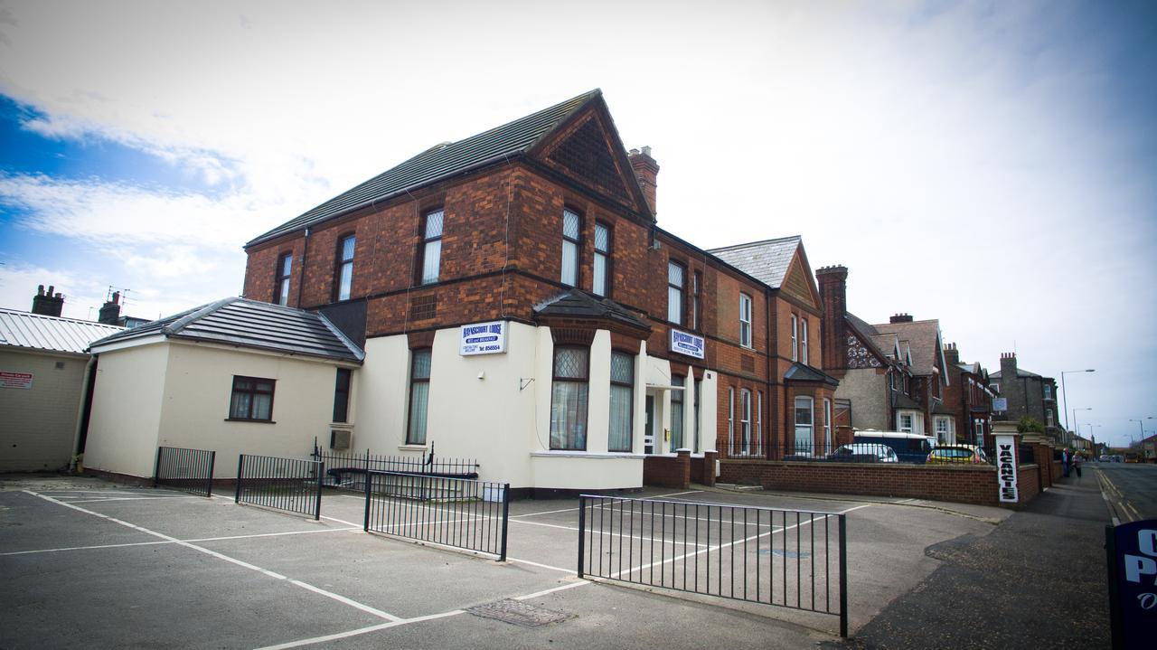 Raynscourt Lodge Great Yarmouth Exterior photo